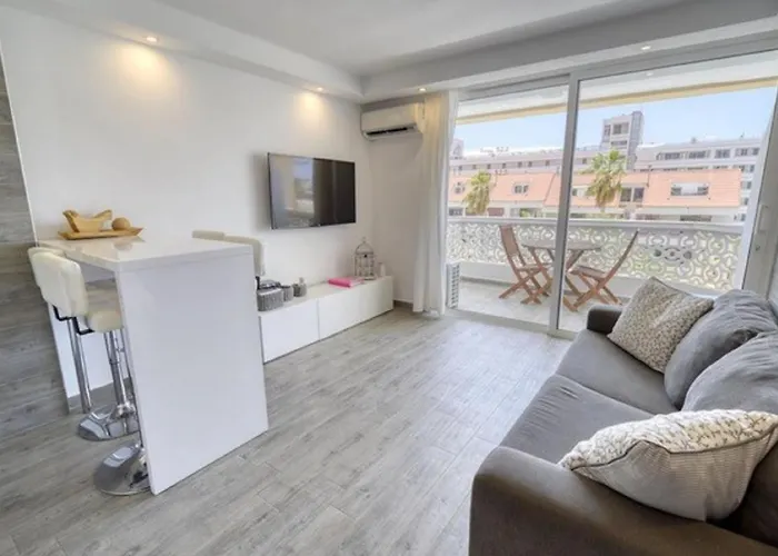 322 Playa Honda Ac And Terrace *