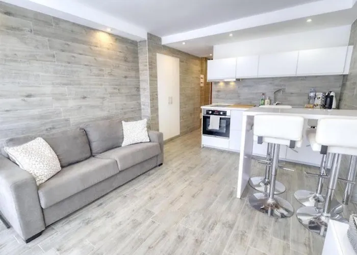 322 Playa Honda Ac And Terrace *