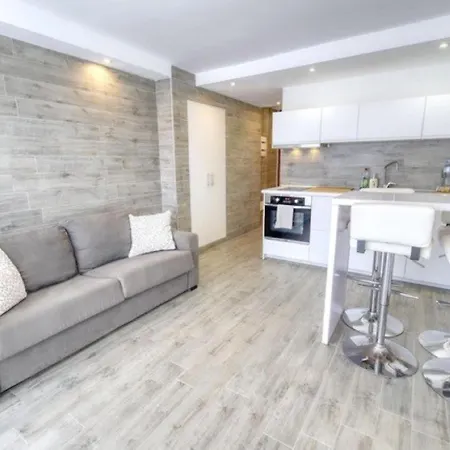 322 Playa Honda Ac And Terrace *