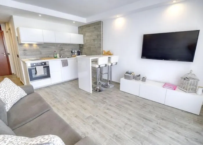 322 Playa Honda Ac And Terrace Apartmán